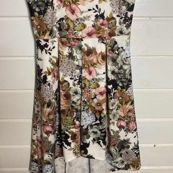 White vintage floral high low midi dress - Picture 5 of 9